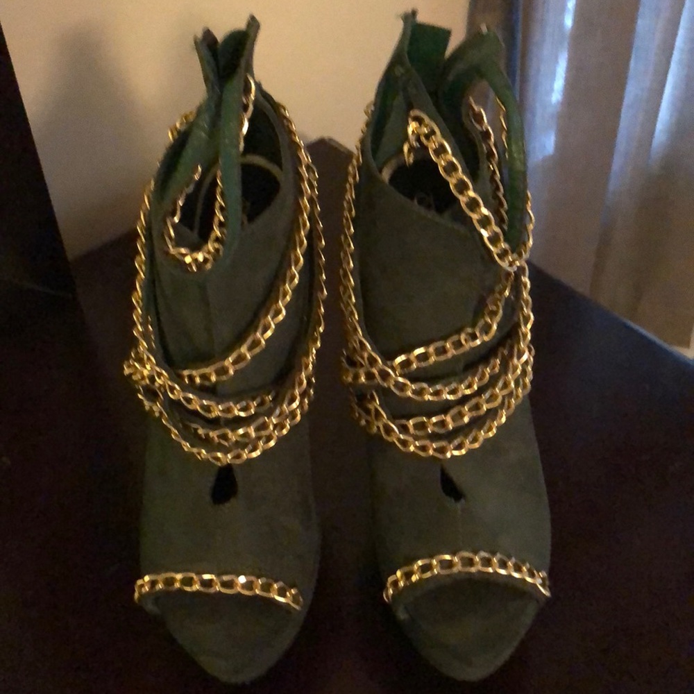 Olive Green Stilettos with Gold Chain